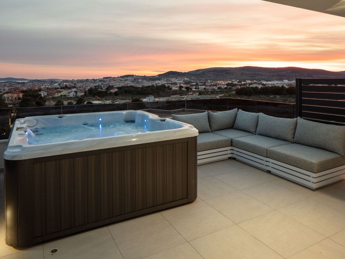 Villa Vodice Sky, 4 chambres avec piscine et vue mer - Photo 3