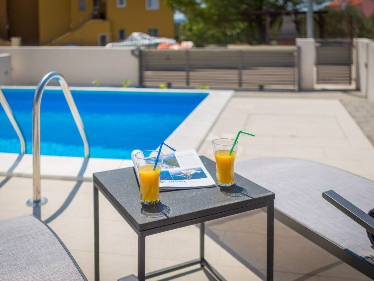 Villa Nadija à Vodice : piscine chauffée, 1 km de la plage - Photo 11