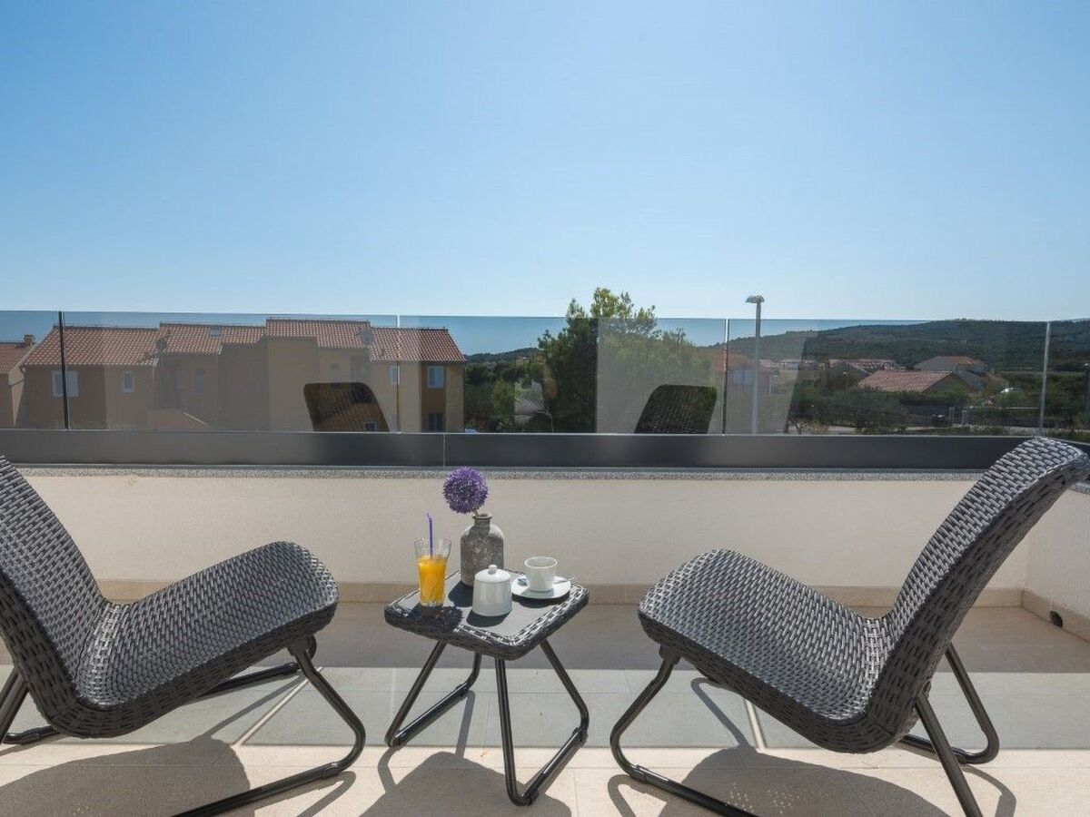 Villa Nadija à Vodice : piscine chauffée, 1 km de la plage - Photo 36