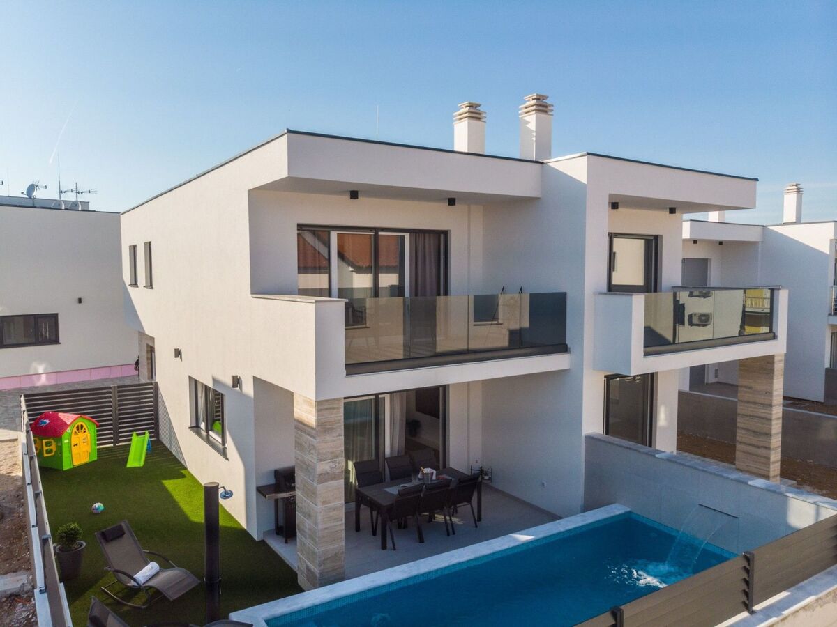Villa Sara in Vodice, Maison 7 personnes à Vodice - Photo 1