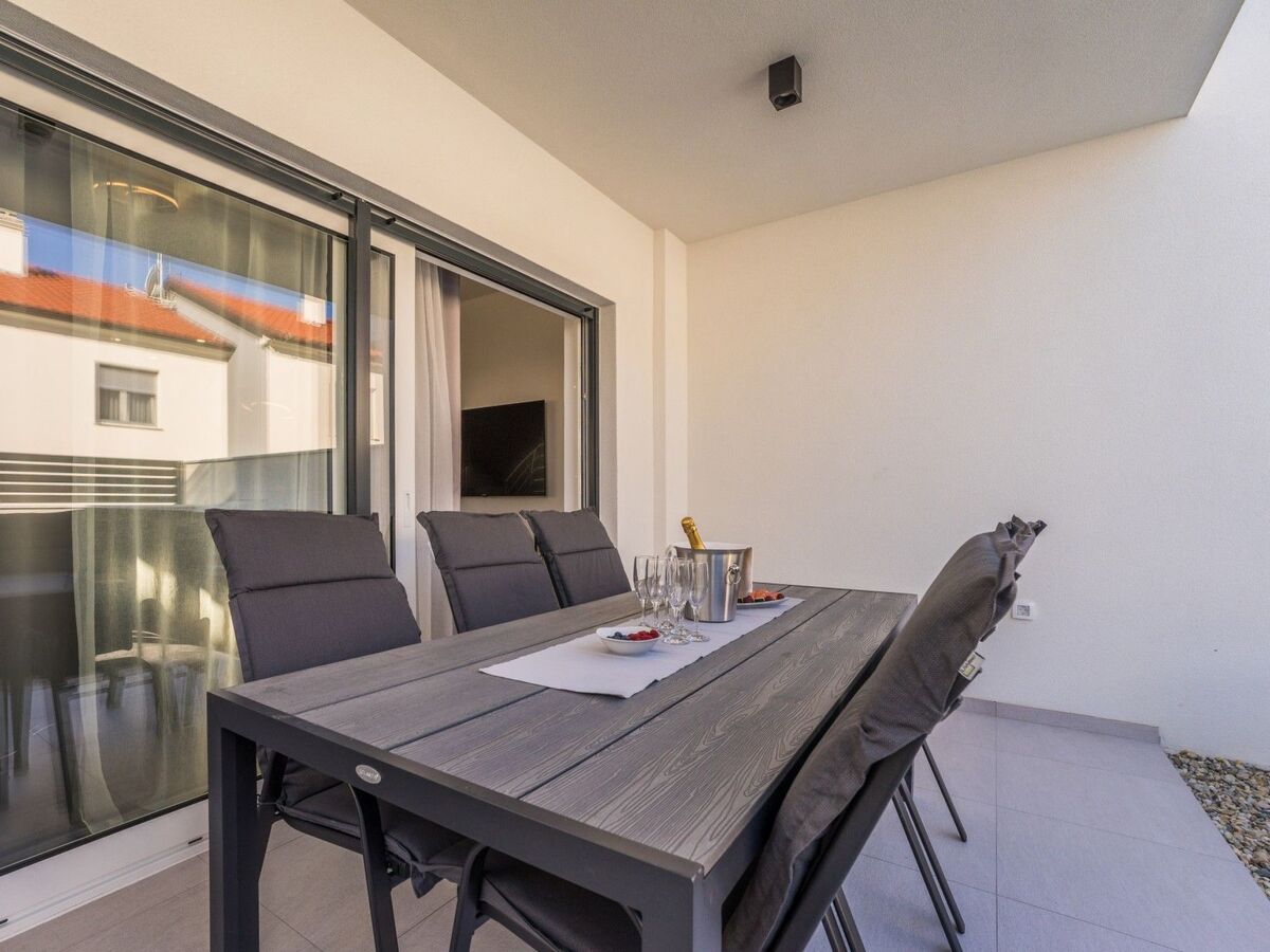 Villa Sara in Vodice, Maison 7 personnes à Vodice - Photo 15