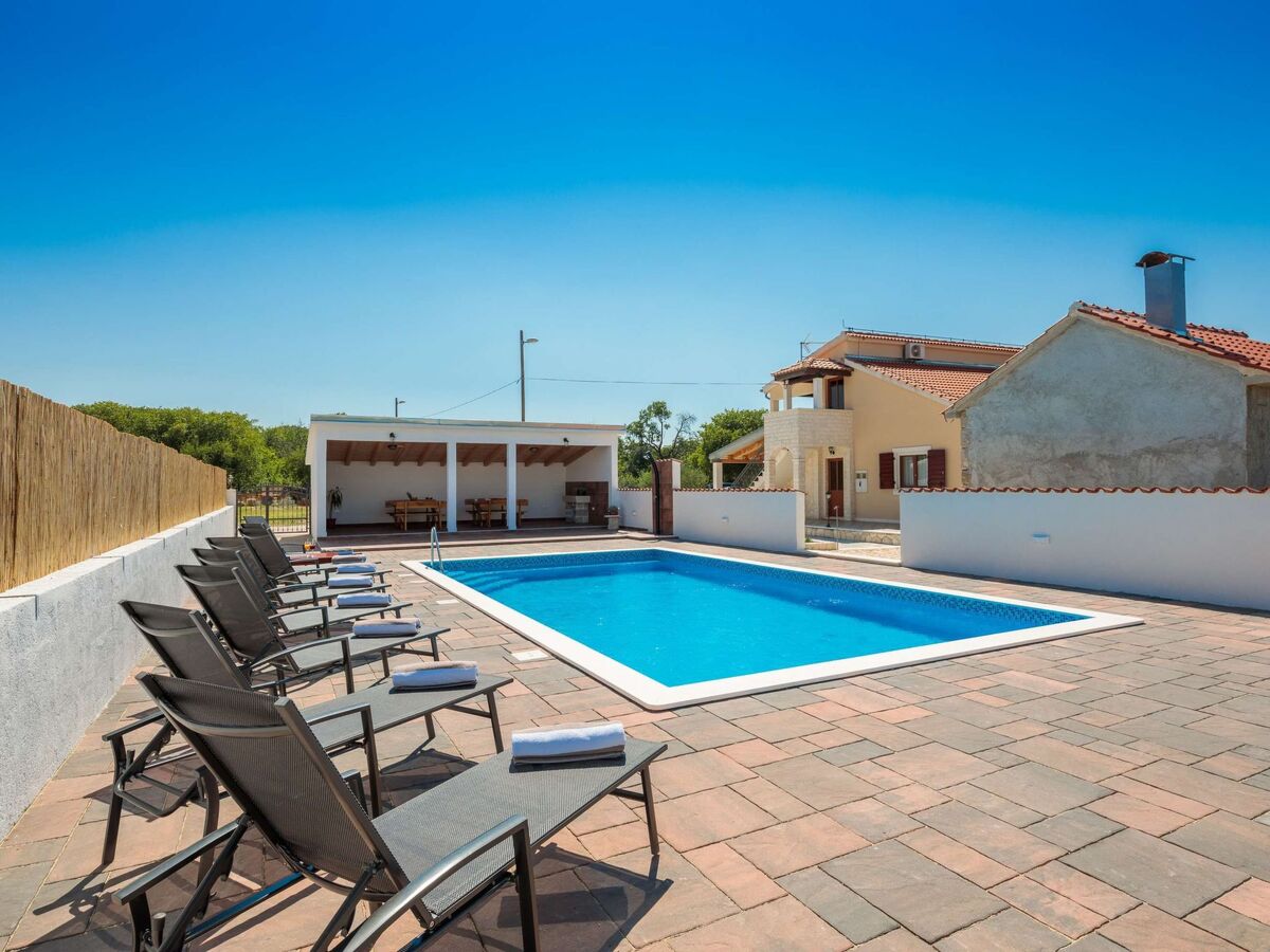 Villa Dalmata à Skradin : piscine privée près du Parc Krka - Photo 3