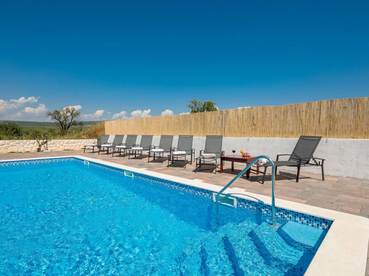 Villa Dalmata à Skradin : piscine privée près du Parc Krka - Photo 4