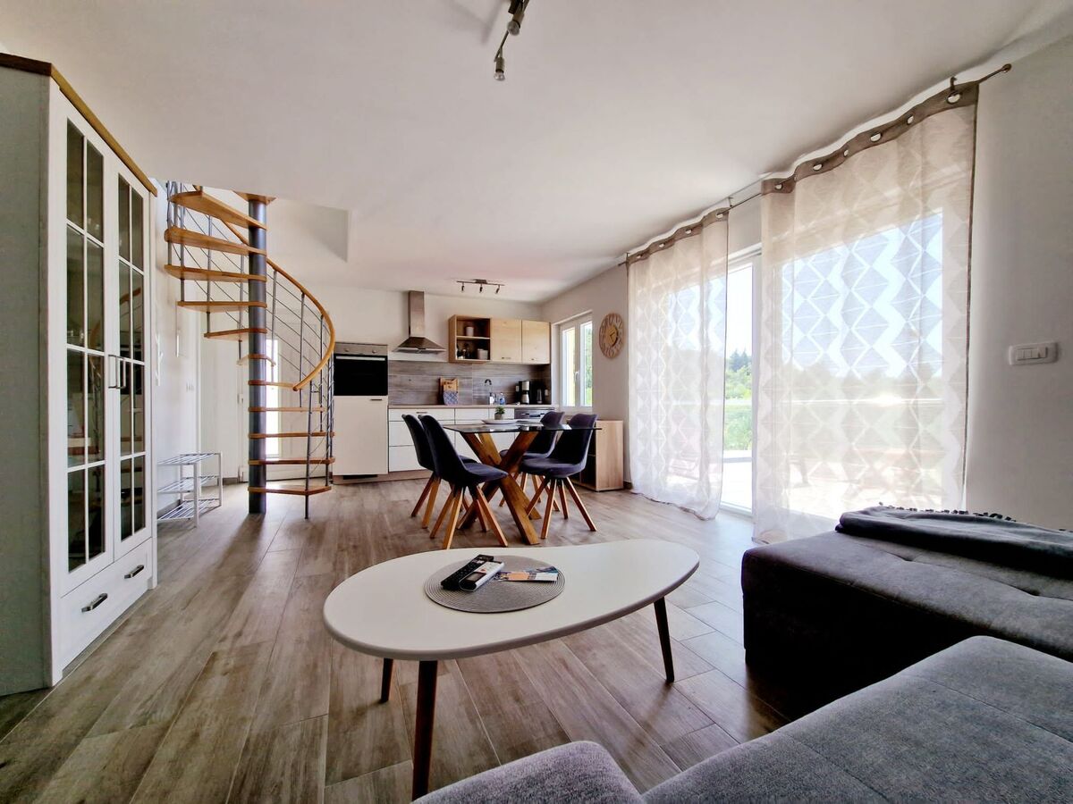 Maison 6 chambres avec piscine privée à Bilice - Photo 20