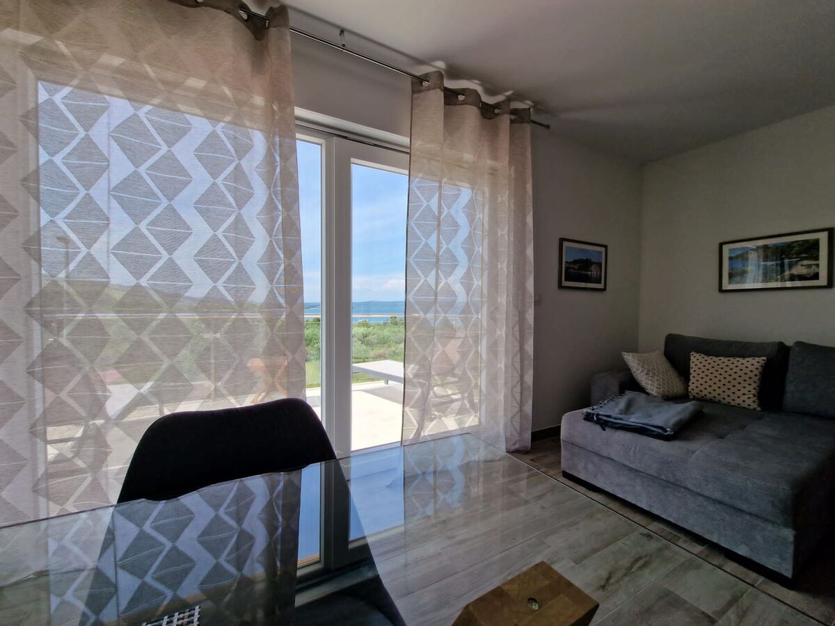 Maison 6 chambres avec piscine privée à Bilice - Photo 21
