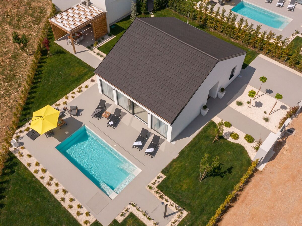 Villa Bandelli avec spa et piscine chauffée à Oklaj - Photo 20