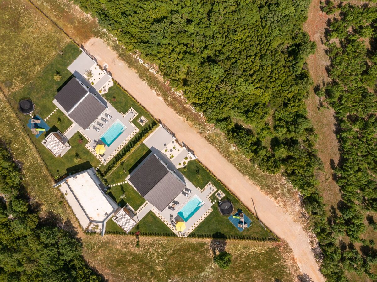 Villa Bandelli avec spa et piscine chauffée à Oklaj - Photo 39