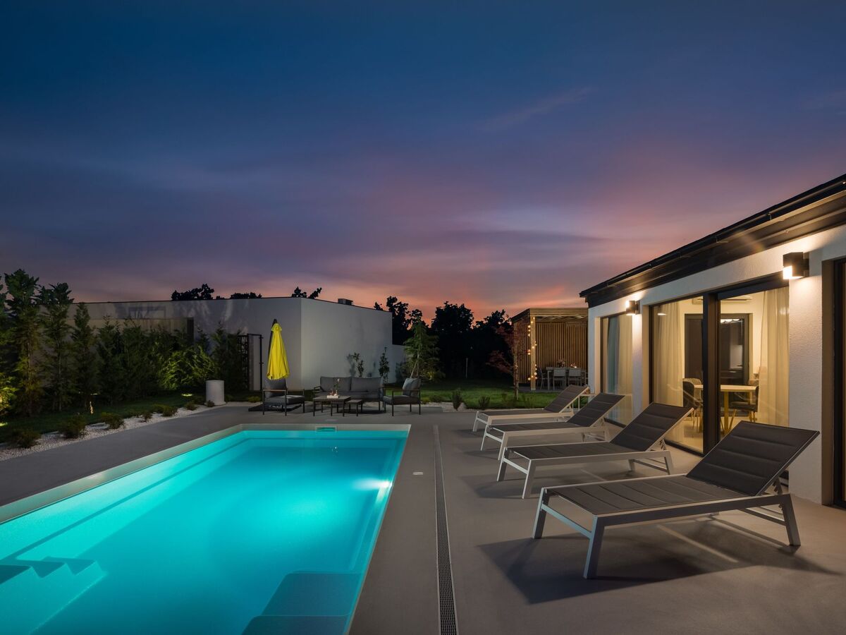 Villa Bandelli avec spa et piscine chauffée à Oklaj - Photo 71