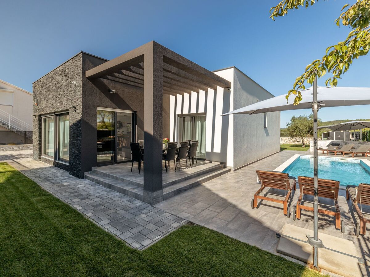 Villa Andrea, Maison 6 personnes à Bilice - Photo 1