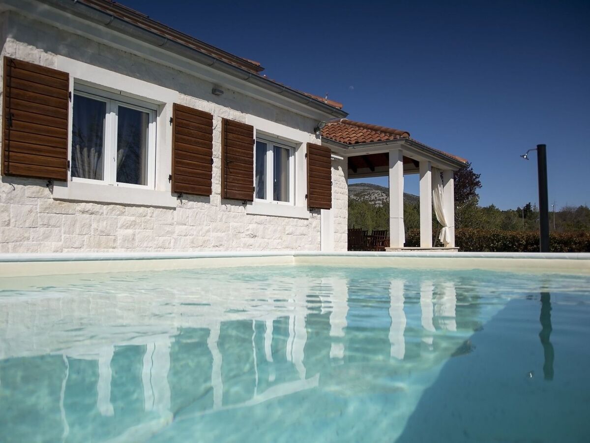 Villa Whitestone, maison 7 personnes avec piscine chauffée - Photo 6