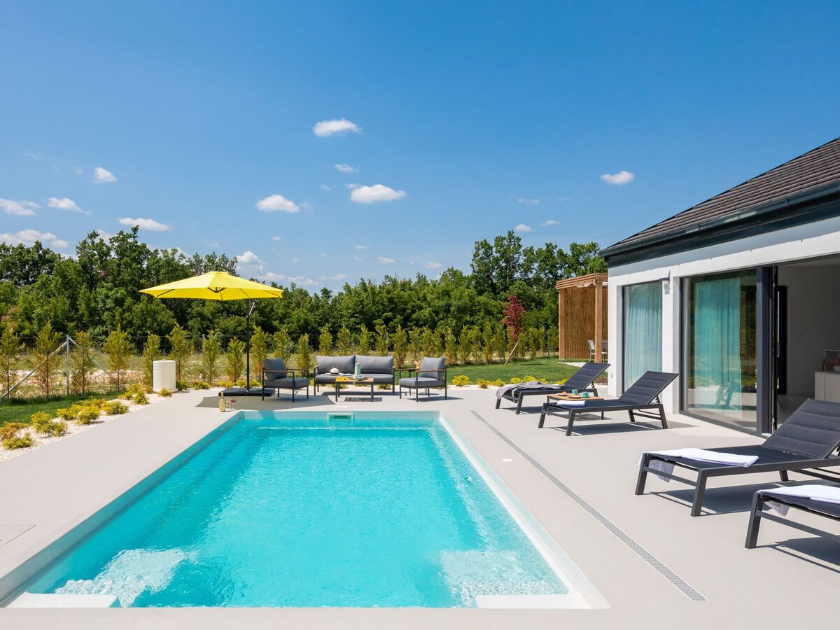 Villa Le in Oklaj – Maison avec piscine chauffée - Photo 12