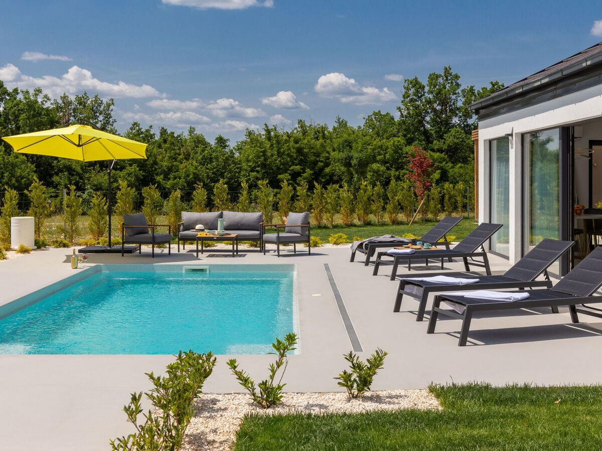 Villa Le in Oklaj – Maison avec piscine chauffée - Photo 27