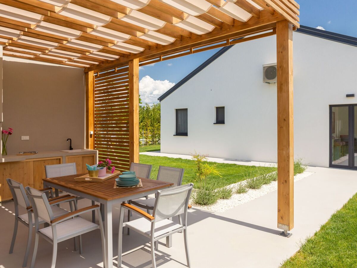 Villa Le in Oklaj – Maison avec piscine chauffée - Photo 29