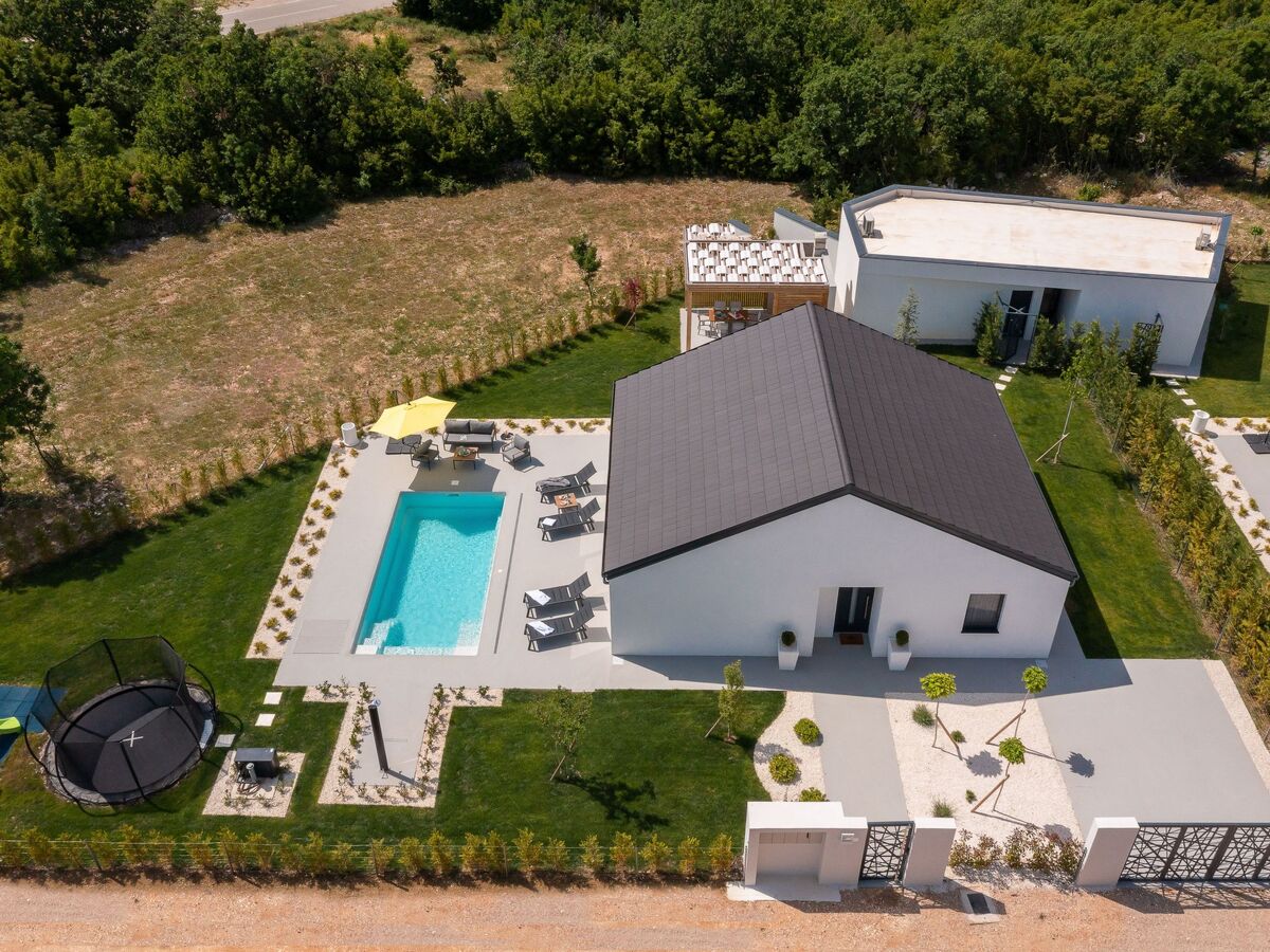 Villa Le in Oklaj – Maison avec piscine chauffée - Photo 31