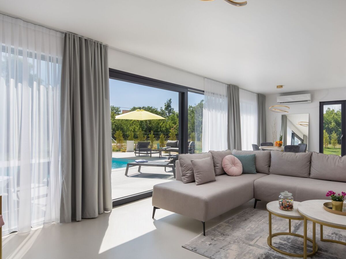 Villa Le in Oklaj – Maison avec piscine chauffée - Photo 36