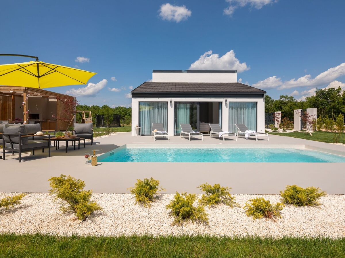 Villa Lu in Oklaj, maison avec piscine chauffée - Photo 26