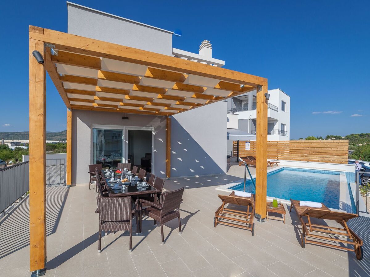 Villa Lomari : maison 12 personnes, piscine privée à Brodarica - Photo 2