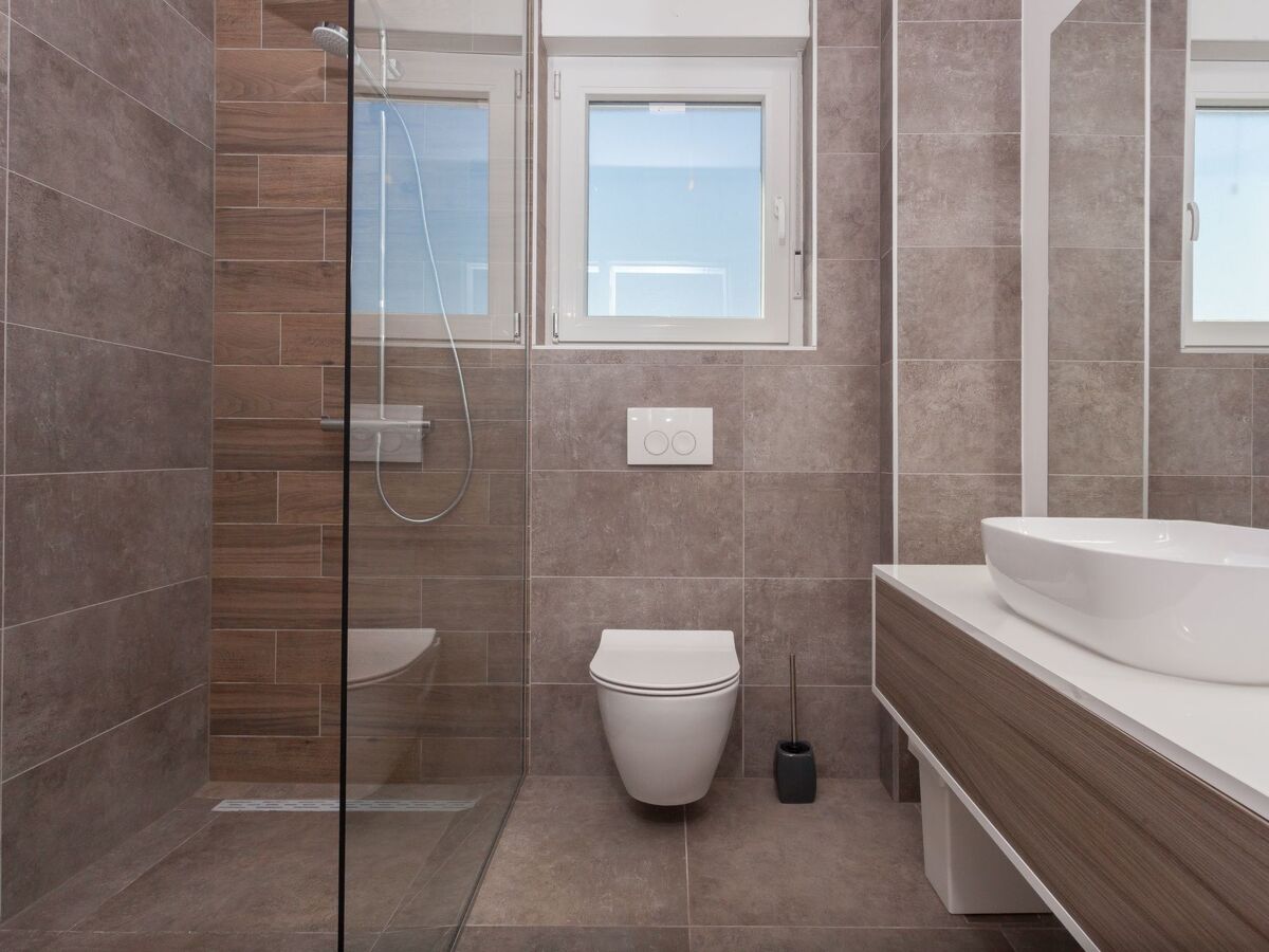 Villa Lomari : maison 12 personnes, piscine privée à Brodarica - Photo 41