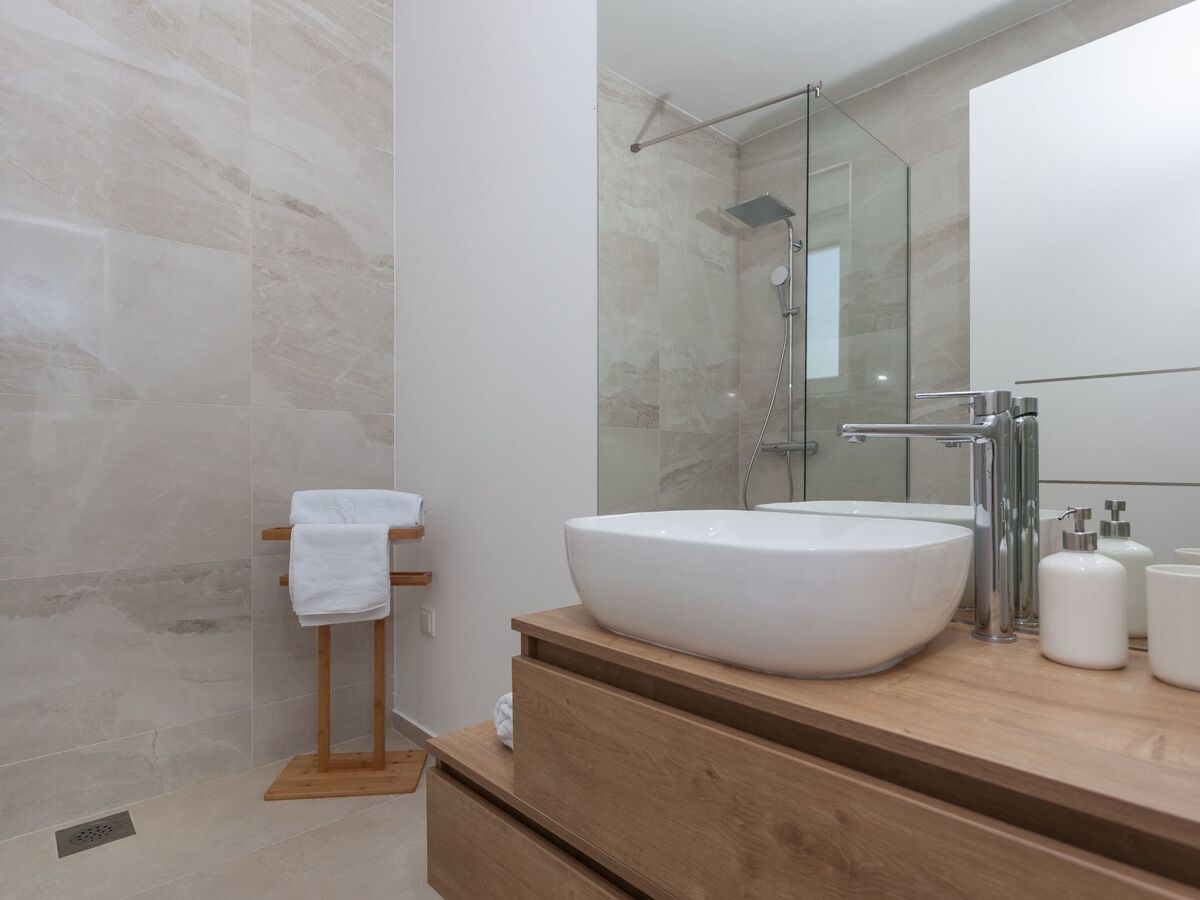 Villa Lomari : maison 12 personnes, piscine privée à Brodarica - Photo 43