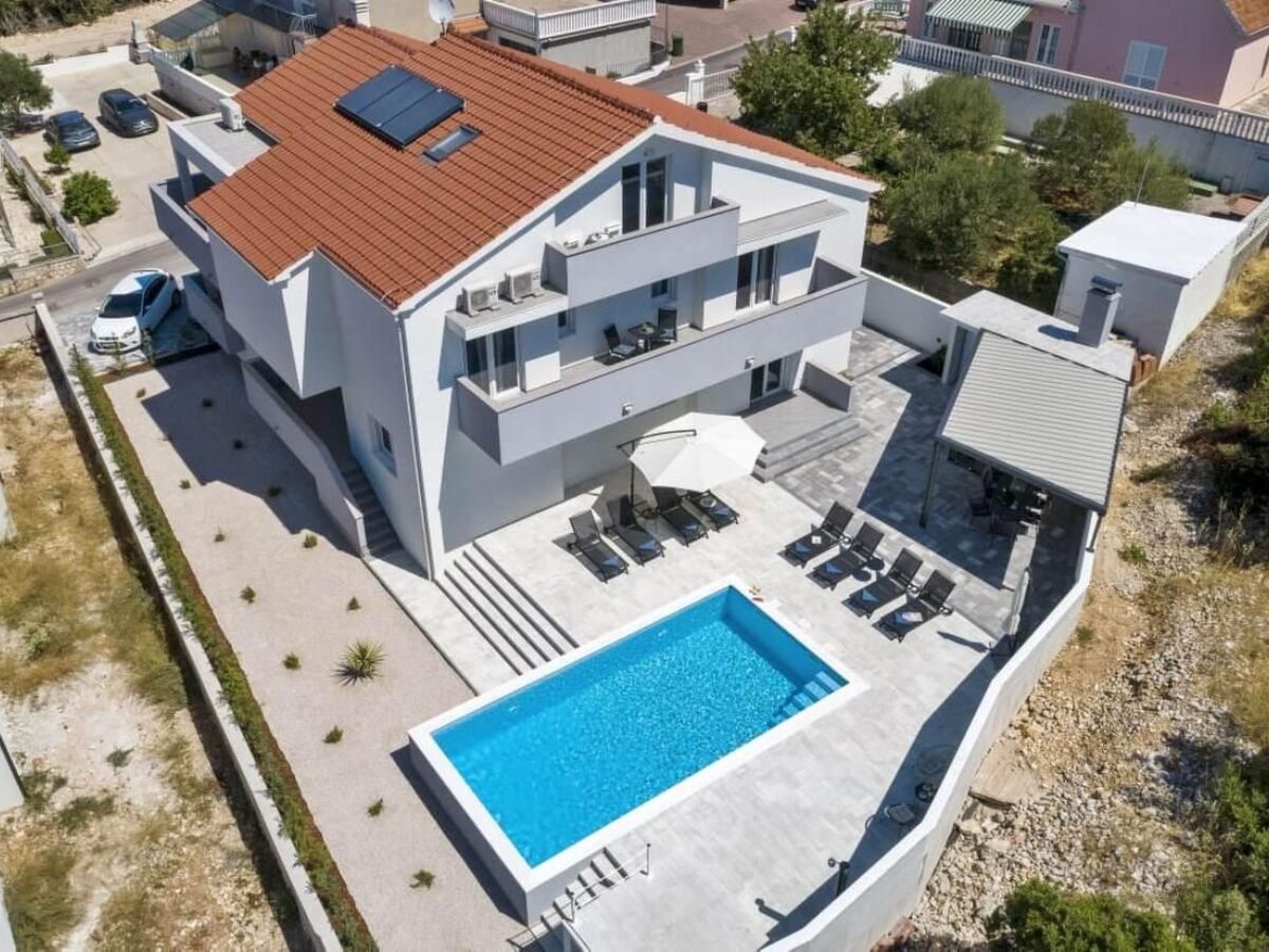 Villa Amaris, 6 chambres avec piscine chauffée à 100 m de la plage - Photo 4