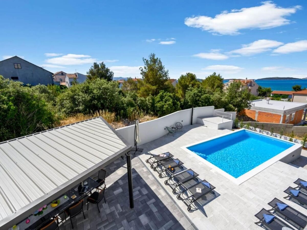 Villa Amaris, 6 chambres avec piscine chauffée à 100 m de la plage - Photo 9
