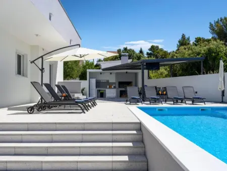 Location maison à Brodarica