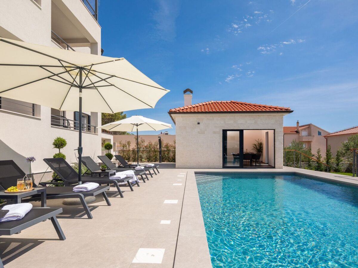 Villa Bianca Šibenik – Maison 12 pers., piscine chauffée, plage 50m - Photo 6