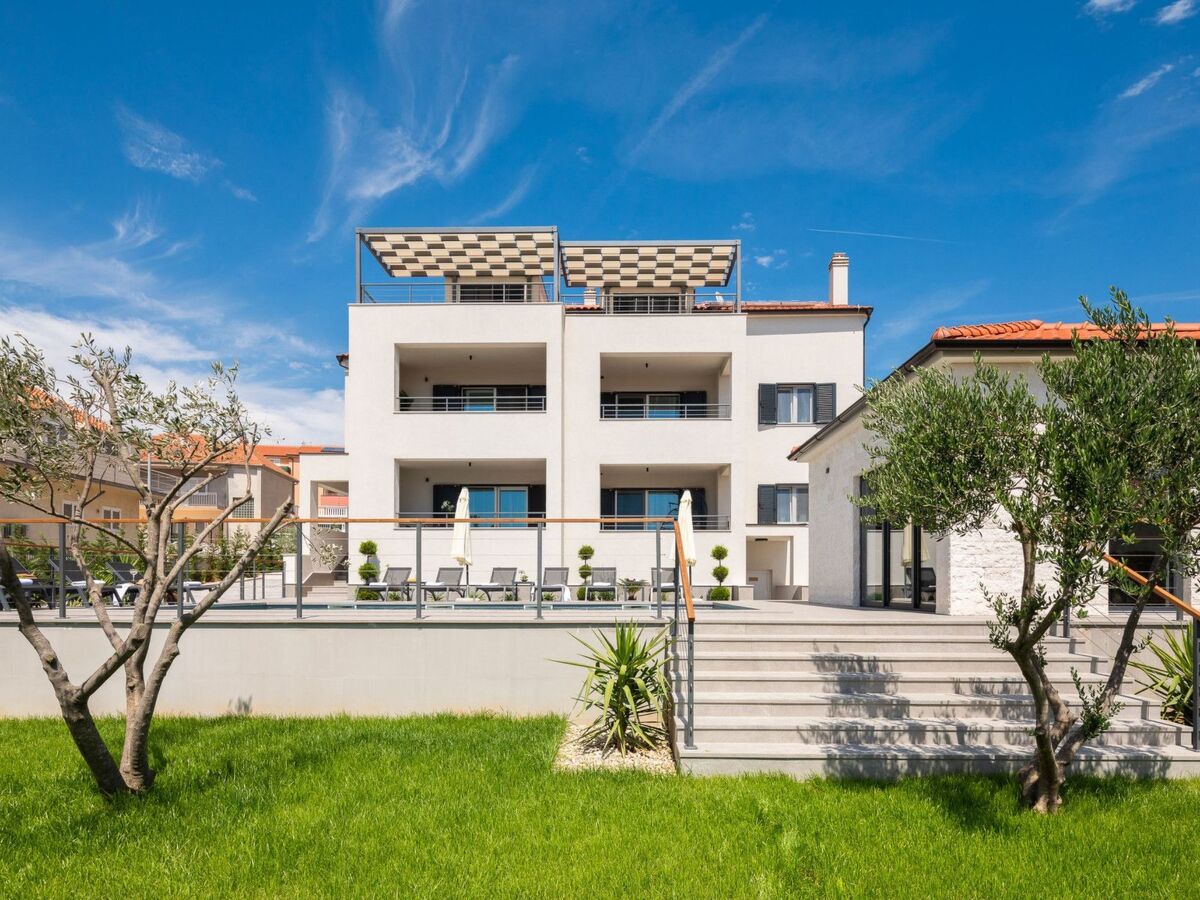 Villa Bianca Šibenik – Maison 12 pers., piscine chauffée, plage 50m - Photo 7