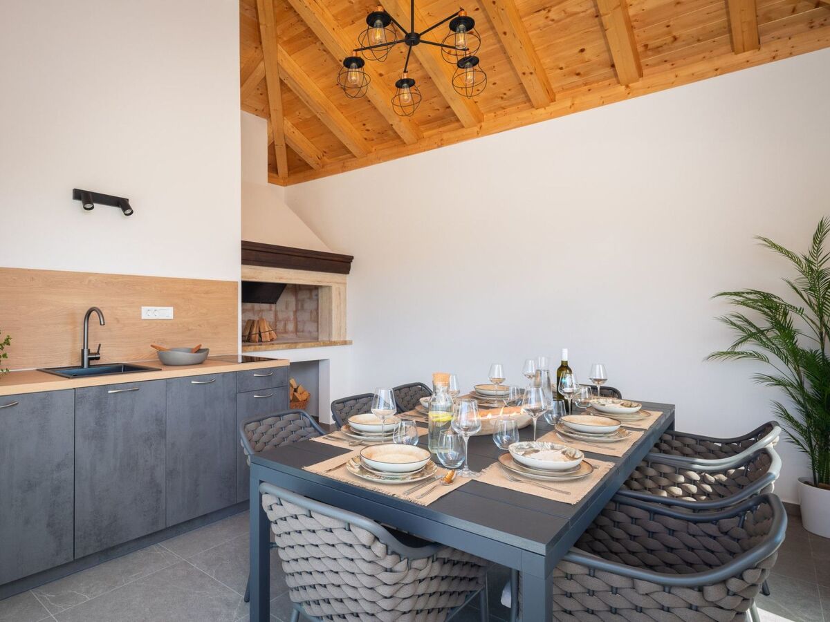 Villa Bianca Šibenik – Maison 12 pers., piscine chauffée, plage 50m - Photo 11