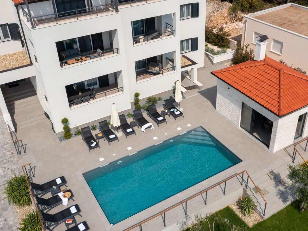 Villa Bianca Šibenik – Maison 12 pers., piscine chauffée, plage 50m - Photo 12