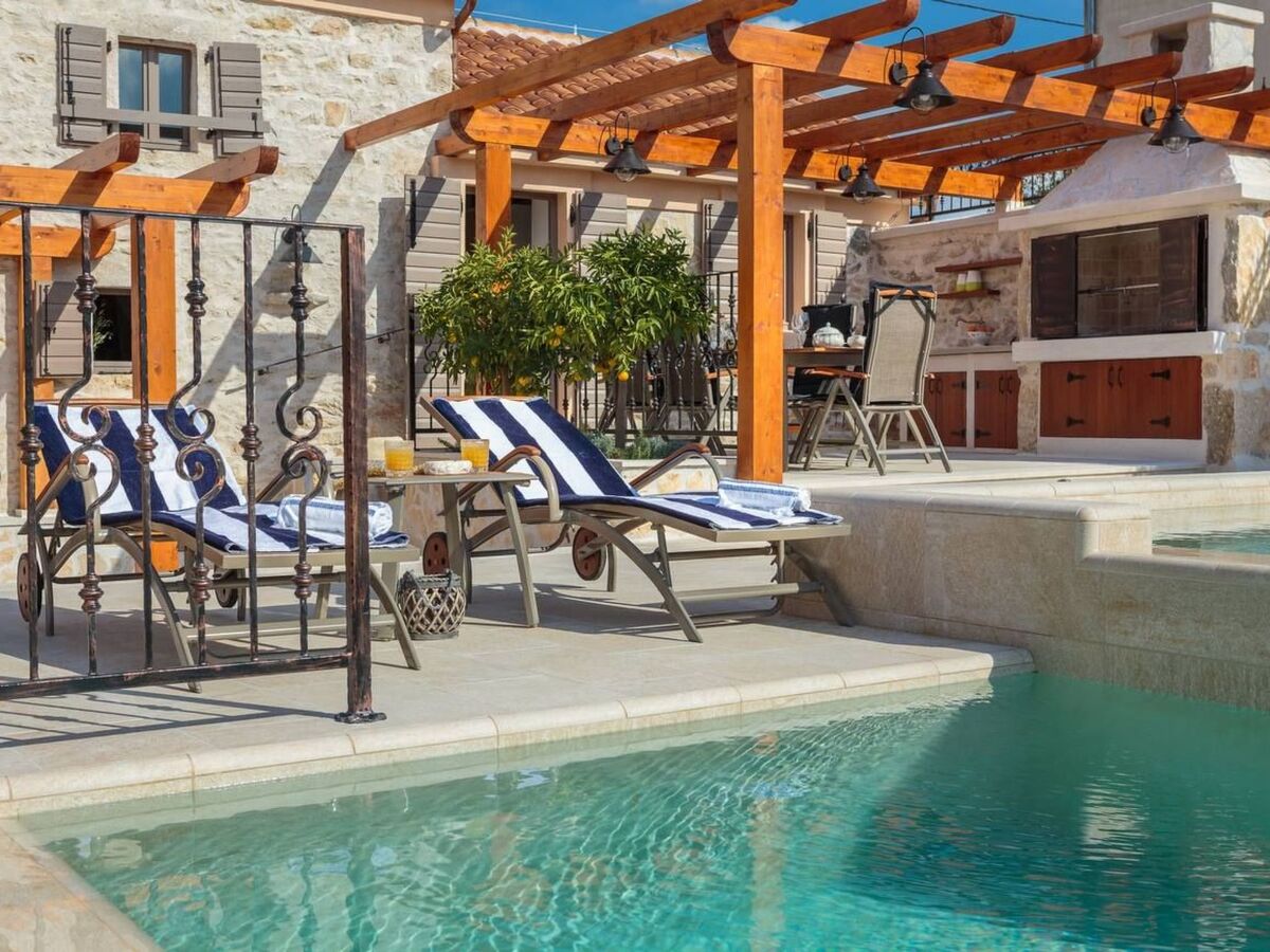 Villa Josipovi Dvori – Maison Primošten piscine privée - Photo 3