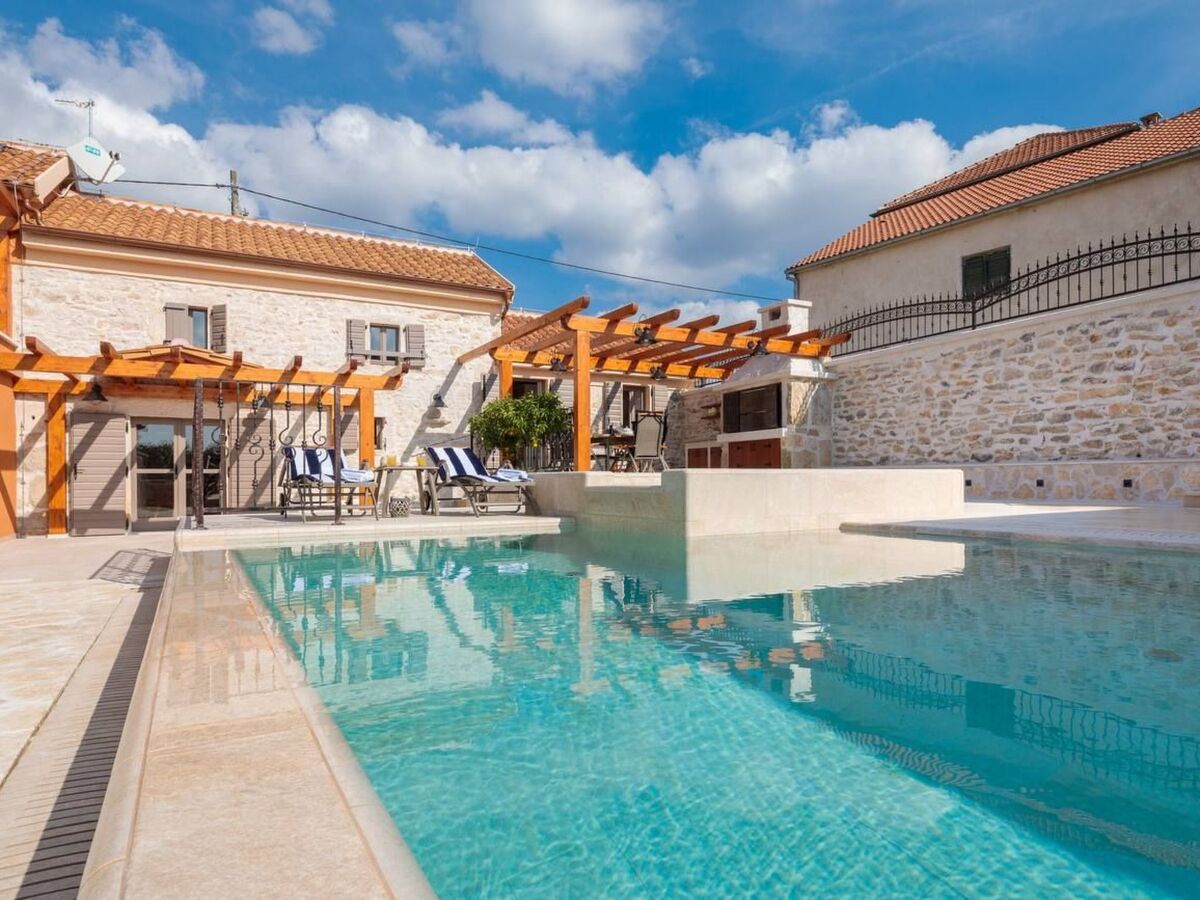 Villa Josipovi Dvori – Maison Primošten piscine privée - Photo 5