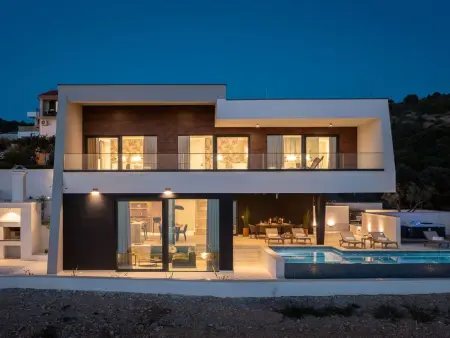 Villa Oliva : maison 4 chambres avec sauna et piscine