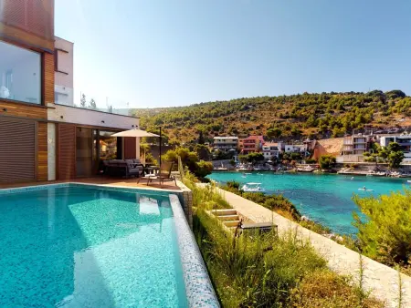 Villa Calendula, maison 8 personnes à 50 m de la mer