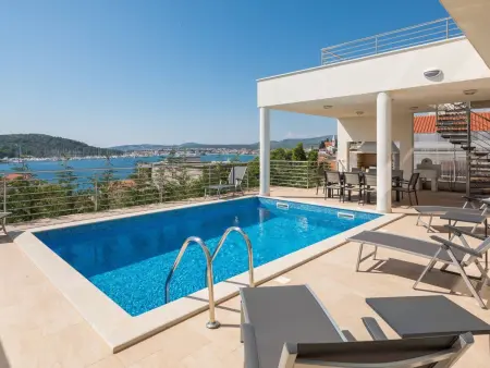 Villa Jasmin, maison 5 chambres avec piscine privée : photo 3