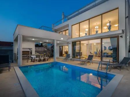 Villa Jasmin, maison 5 chambres avec piscine privée : photo 48