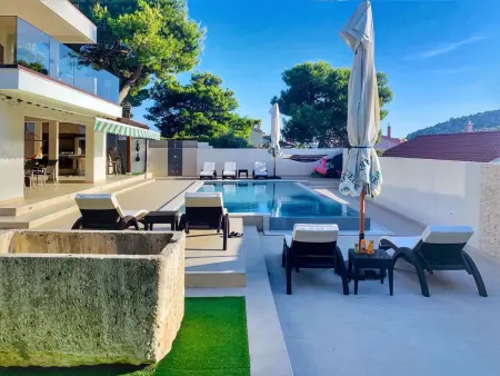 Maison 10 personnes avec piscine à Ražanj : photo 4