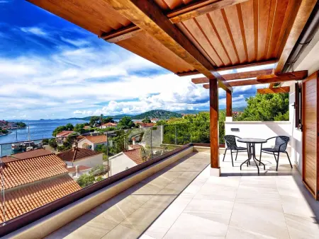Maison 10 personnes avec piscine à Ražanj : photo 19