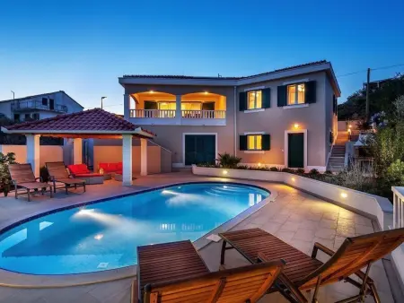 Maison 8 pers. avec piscine chauffée à 10m de la plage : photo 2