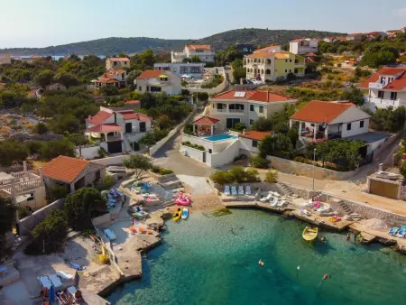 Maison 8 pers. avec piscine chauffée à 10m de la plage : photo 36