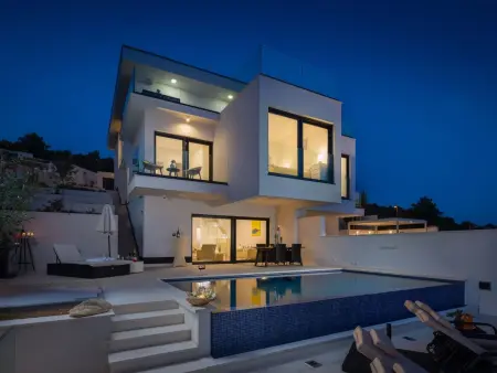 Maison avec piscine privée chauffée à Podorljak : photo 41