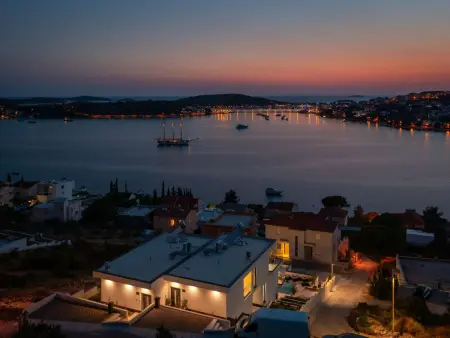 Maison avec piscine privée chauffée à Podorljak : photo 47