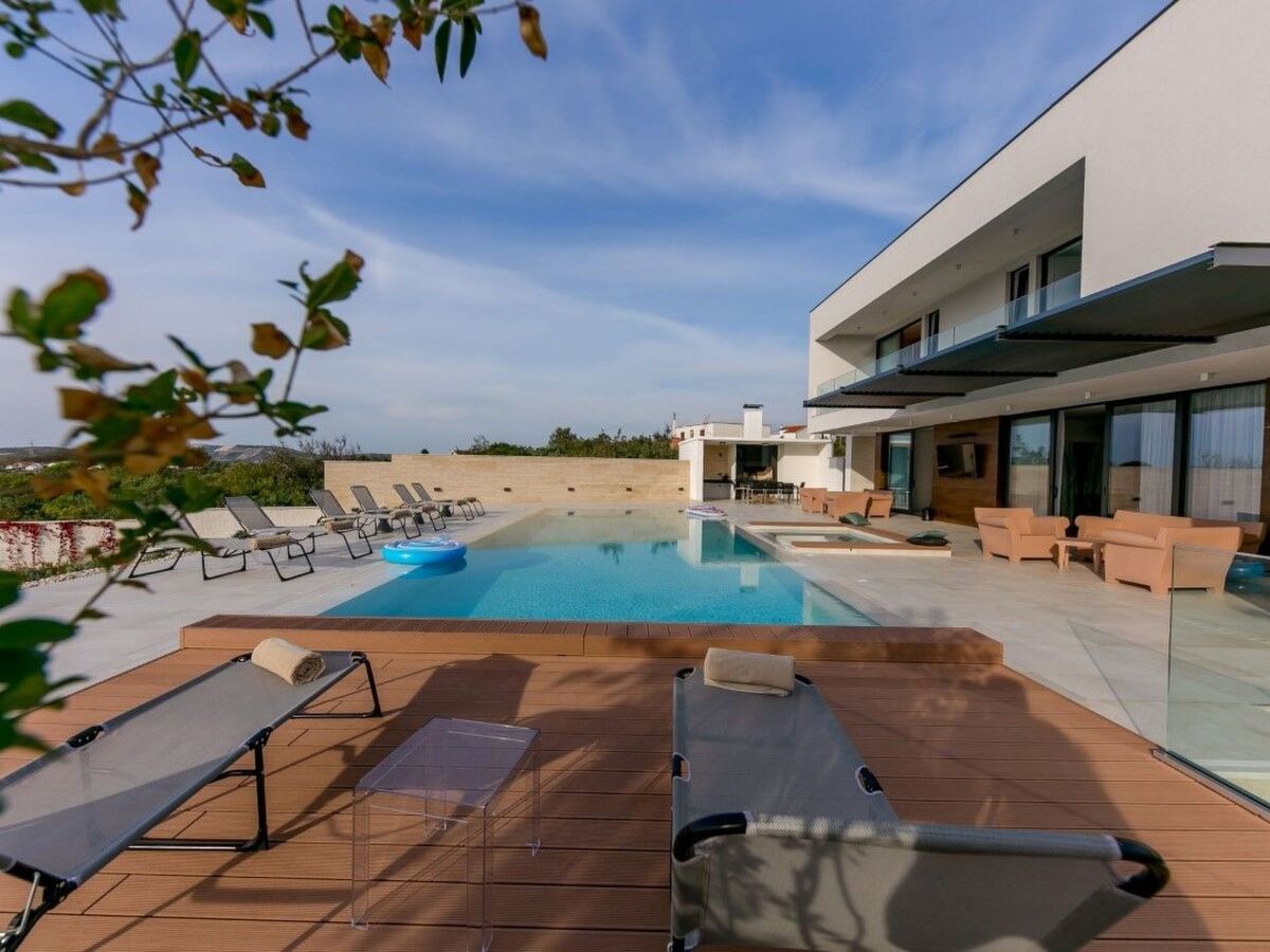 Villa Korina : maison 8 pers., piscine chauffée à Primošten - Photo 4