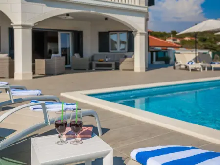 Villa Ivelja : maison 8 personnes avec piscine chauffée : photo 4