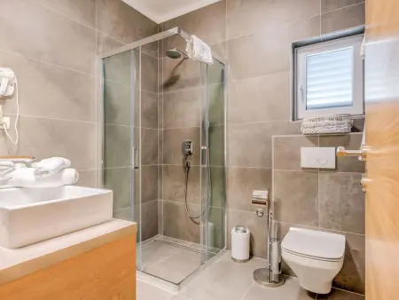 Villa Ivelja : maison 8 personnes avec piscine chauffée : photo 40