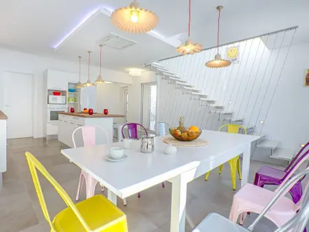 Villa Lori : maison 10 pers., plage à 5 m, piscine chauffée : photo 11