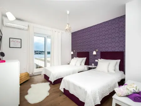 Villa Lori : maison 10 pers., plage à 5 m, piscine chauffée : photo 17