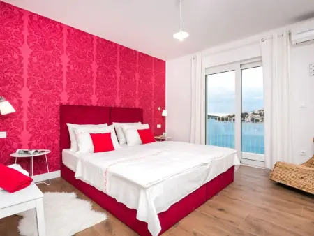 Villa Lori : maison 10 pers., plage à 5 m, piscine chauffée : photo 19