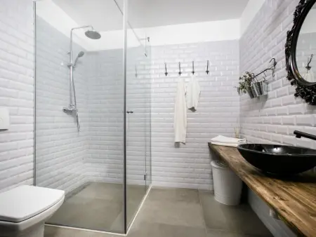 Villa Lori : maison 10 pers., plage à 5 m, piscine chauffée : photo 25