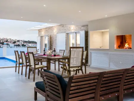 Villa Lori : maison 10 pers., plage à 5 m, piscine chauffée : photo 27